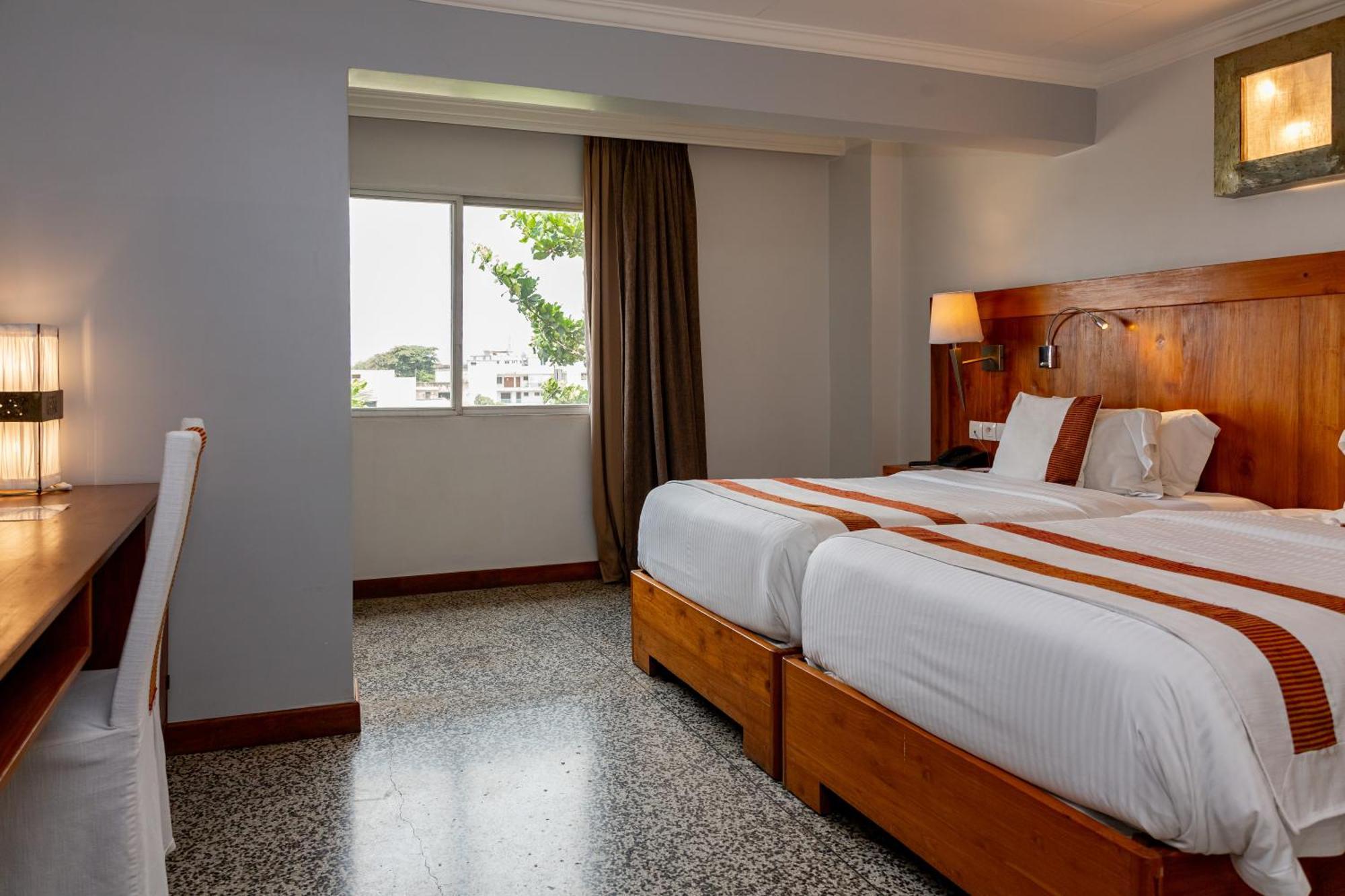 Hotel Du Lac Cotonou Exterior photo